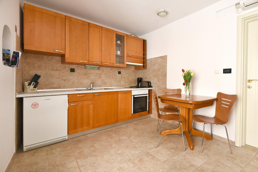 Apartments Kokolo Szybenik Pokój zdjęcie