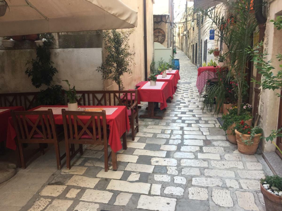 Apartments Kokolo Szybenik Zewnętrze zdjęcie